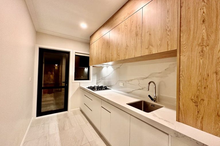 Photo of property in 18 Ballyliffin Drive, Flat Bush, Auckland, 2019