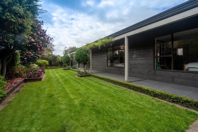 Photo of property in 5 Exton Street, Redwood, Christchurch, 8051