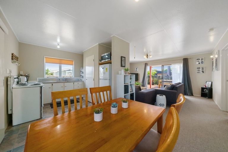 Photo of property in 18a Shortt Street, Foxton Beach, Foxton, 4815