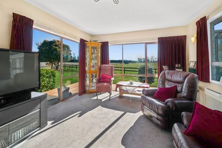 Photo of property in 1845 West Coast Road, Kirwee, Christchurch, 7671