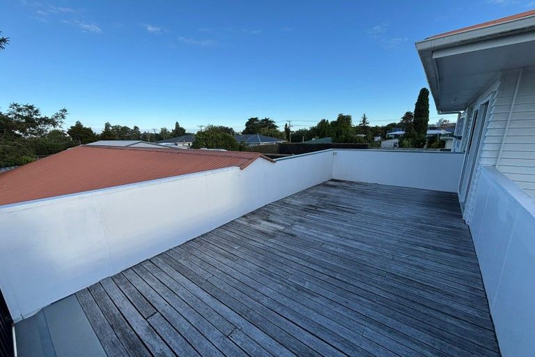 Photo of property in 105 Lincoln Road, Henderson, Auckland, 0610