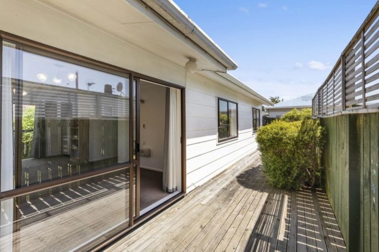 Photo of property in 118a Waiwhetu Road, Waterloo, Lower Hutt, 5011