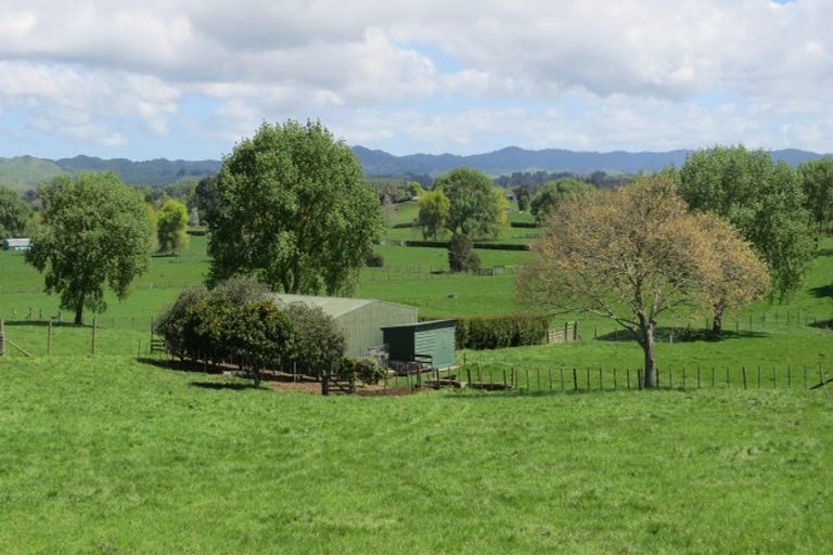 Photo of property in 103 Jury Road, Ngahinapouri, Hamilton, 3290