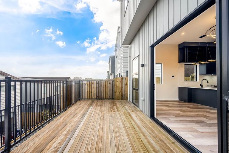 Photo of property in 40 Kapehu Road, Silverdale, 0932