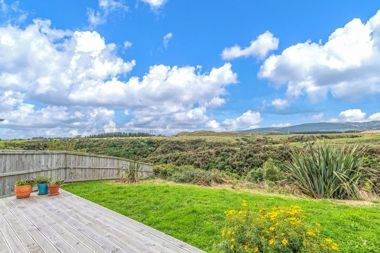 Photo of property in 42 Silicon Way, Fitzherbert, Palmerston North, 4410