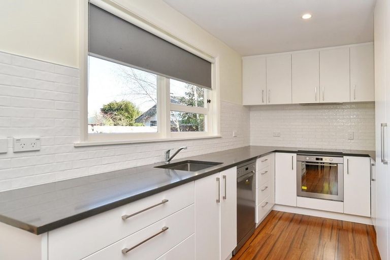 Photo of property in 103 Main North Road, Woodend, 7610