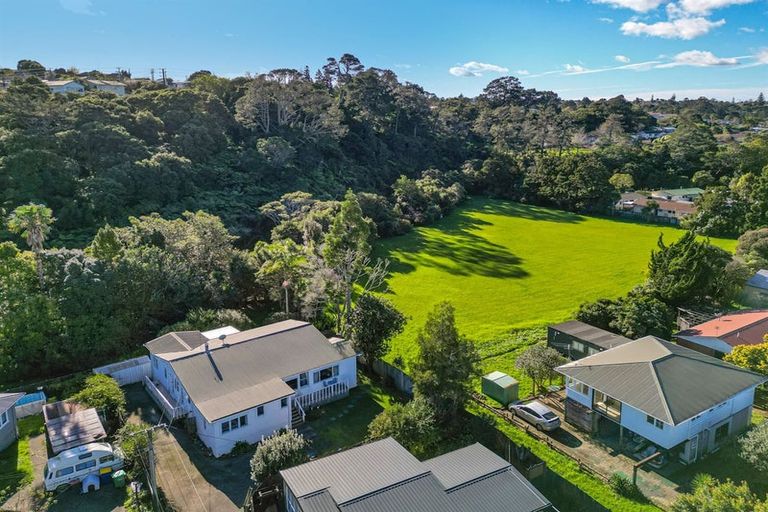 Photo of property in 3/26 Woodside Road, Massey, Auckland, 0614