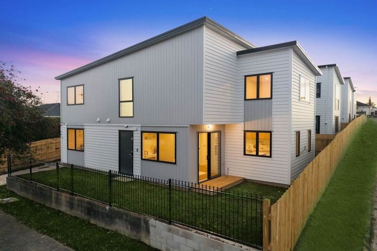 Photo of property in 30a Christmas Road, Manurewa, Auckland, 2102