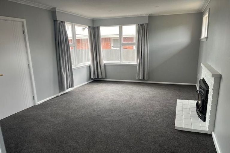 Photo of property in 38 Cutts Road, Russley, Christchurch, 8042