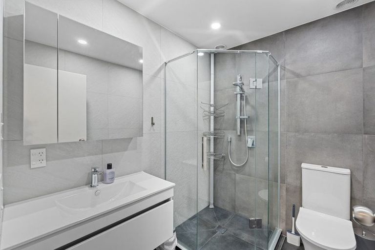 Photo of property in 4 Waimarie Road, Whenuapai, Auckland, 0618