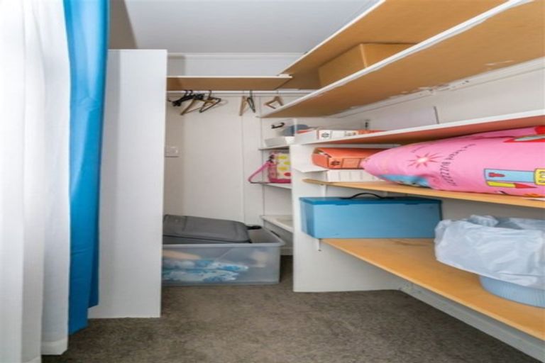 Photo of property in 121 Macandrew Road, South Dunedin, Dunedin, 9012