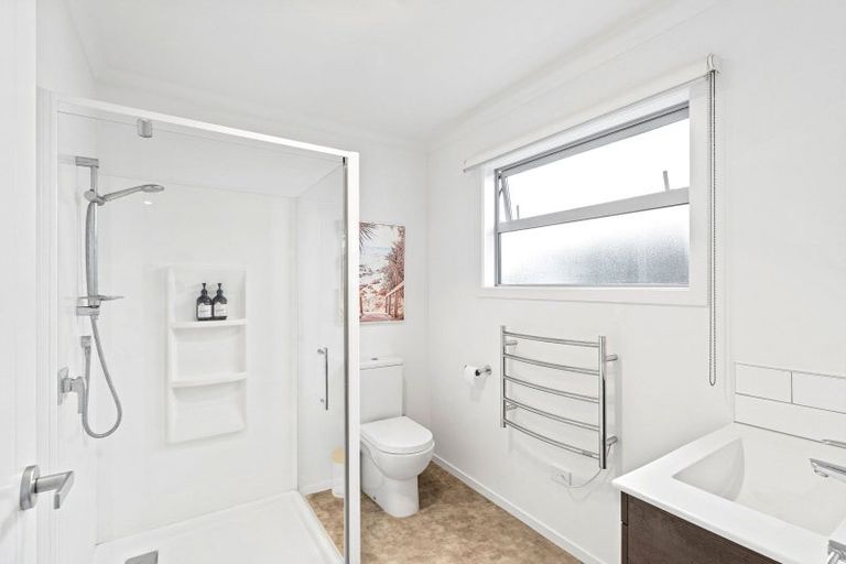 Photo of property in 17 Forbes Road, Foxton Beach, Foxton, 4815