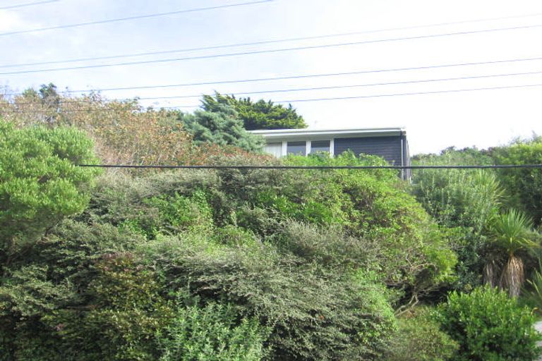 Photo of property in 135 Ironside Road, Johnsonville, Wellington, 6037