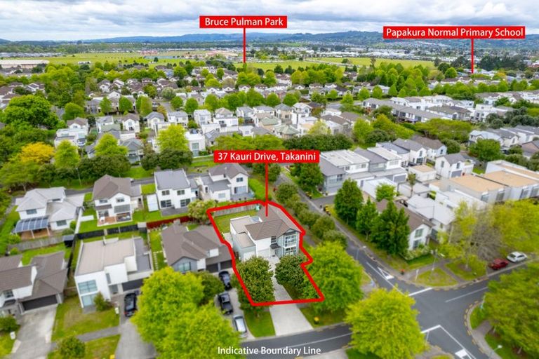 Photo of property in 37 Kauri Drive, Takanini, 2112
