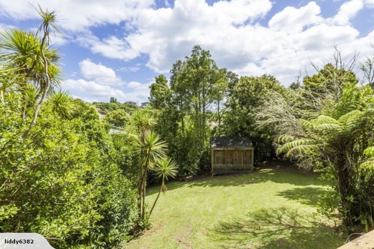 Photo of property in 3a Park Rise, Campbells Bay, Auckland, 0630