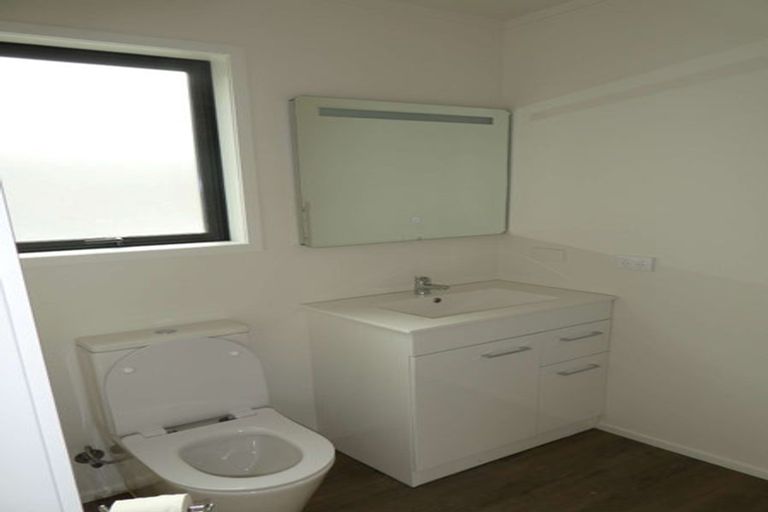 Photo of property in 122-126 Carter Road, Oratia, Auckland, 0604