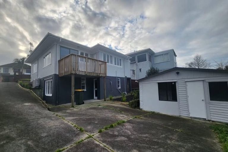 Photo of property in 5 Lane Road, Weymouth, Auckland, 2103