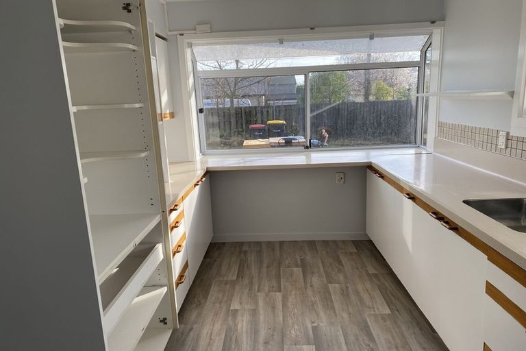 Photo of property in 10 Bassett Street, Burwood, Christchurch, 8083