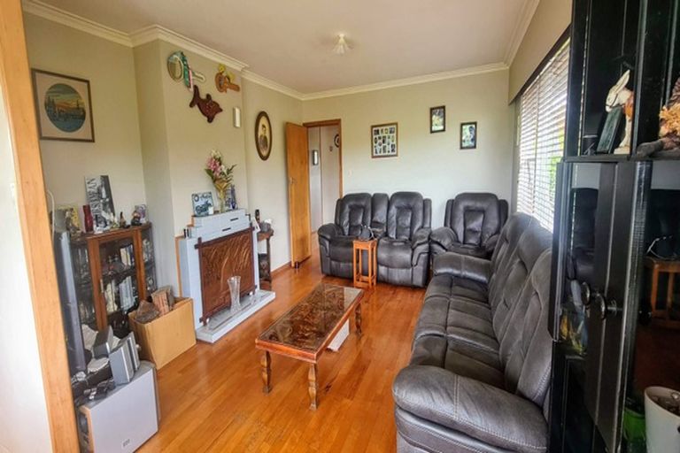 Photo of property in 111 Hurndall Street East, Maungaturoto, 0520