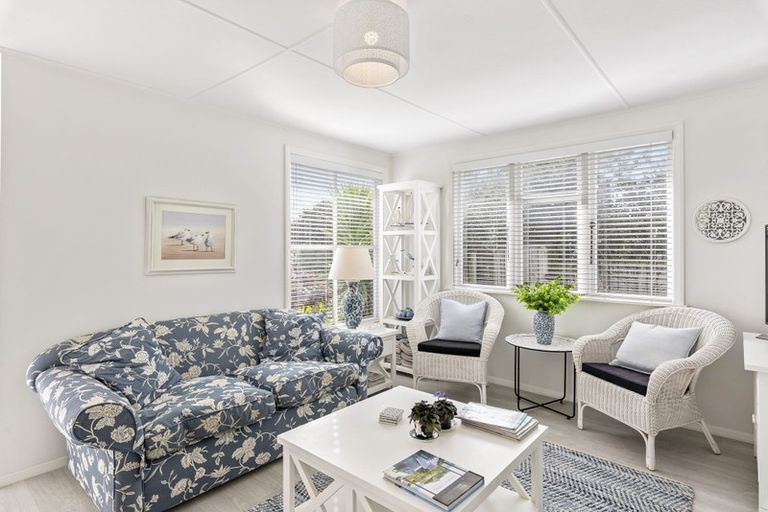 Photo of property in 64 Dixie Street, Te Horo Beach, Otaki, 5581