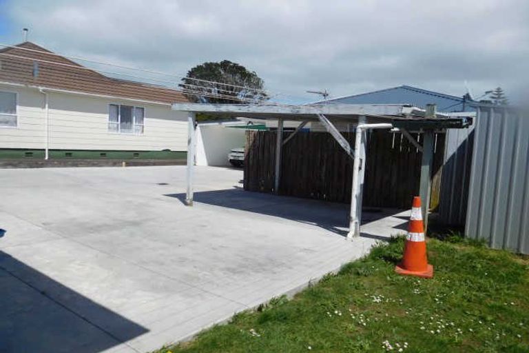 Photo of property in 206 Coronation Avenue, Welbourn, New Plymouth, 4310