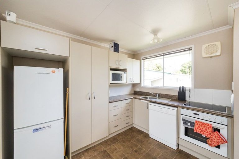 Photo of property in 2/528 Ferguson Street, Palmerston North, 4410