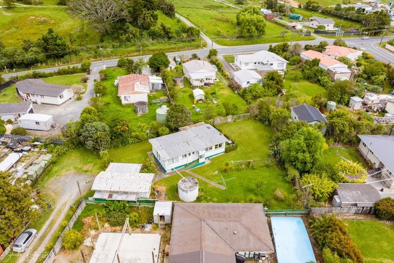 Photo of property in 8 Depot Road, Paparoa, 0571
