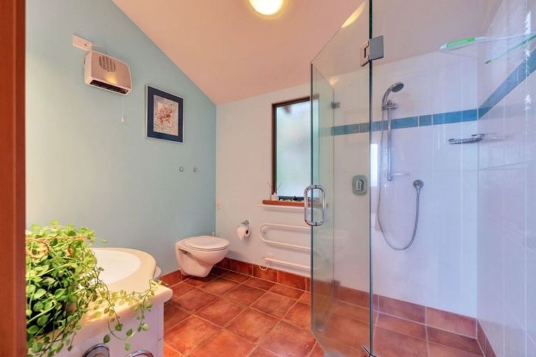 Photo of property in 14 Oceana Heights, Tairua, 3508