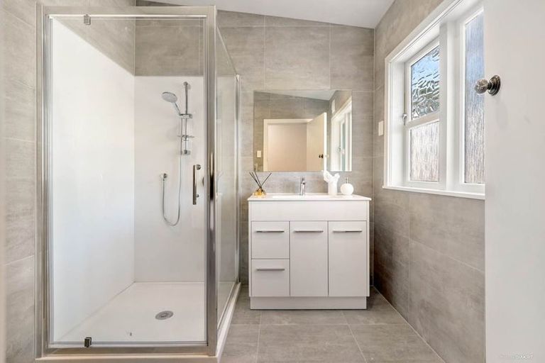 Photo of property in 49 Candia Road, Swanson, Auckland, 0614