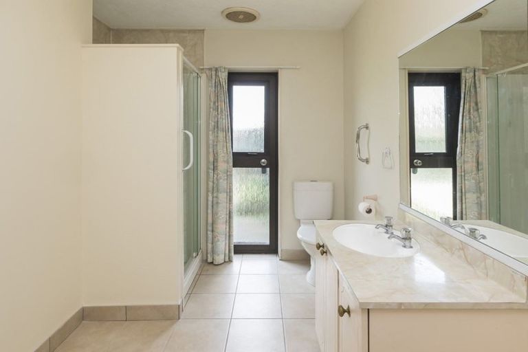 Photo of property in 11/218 Lincoln Road, Addington, Christchurch, 8024