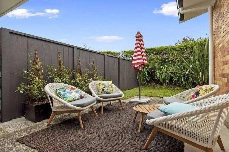 Photo of property in 2/3 Puutikitiki Street, Hamilton East, Hamilton, 3216