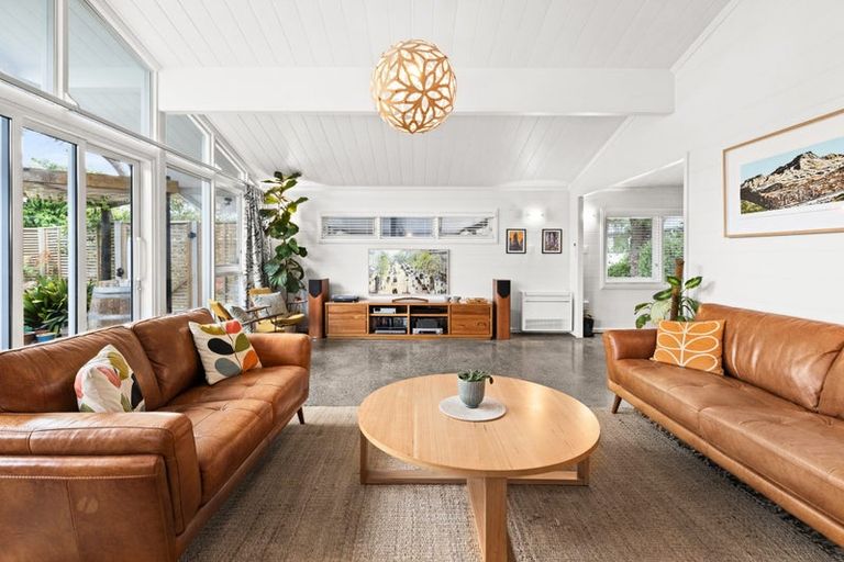 Photo of property in 5 Saint Hill Lane, Havelock North, 4130