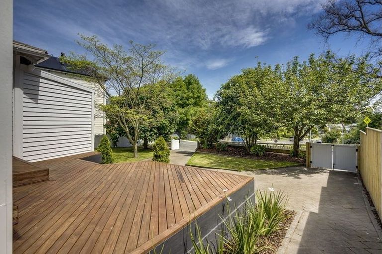 Photo of property in 5 Hooker Avenue, Hospital Hill, Napier, 4110