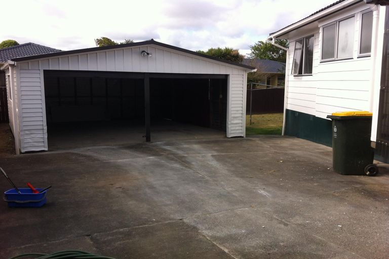 Photo of property in 6 Benton Place, Manurewa, Auckland, 2102