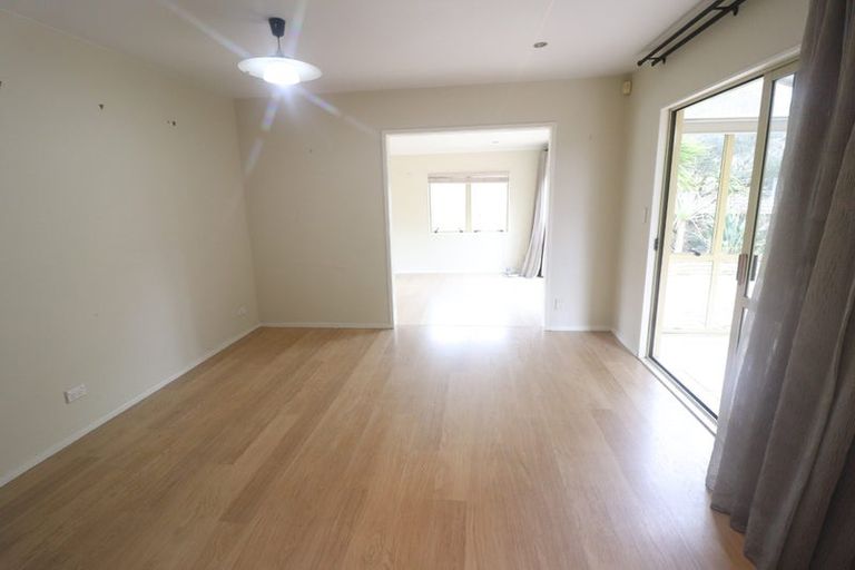 Photo of property in 32 Galaxy Drive, Mairangi Bay, Auckland, 0630
