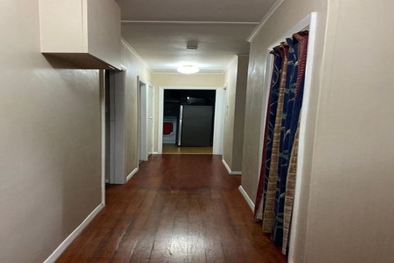 Photo of property in 24 Palmer Crescent, Silverstream, Upper Hutt, 5019