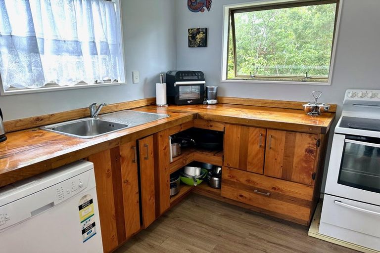 Photo of property in 44b Te Haumi Drive, Paihia, 0200