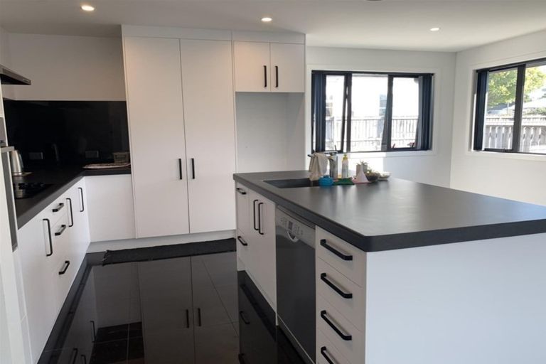 Photo of property in 114a Hamlet Street, Stratford, 4332