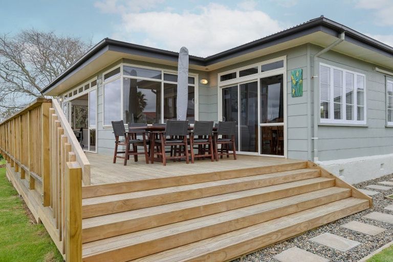 Photo of property in 46 Wharf Road, Clarks Beach, Pukekohe, 2679