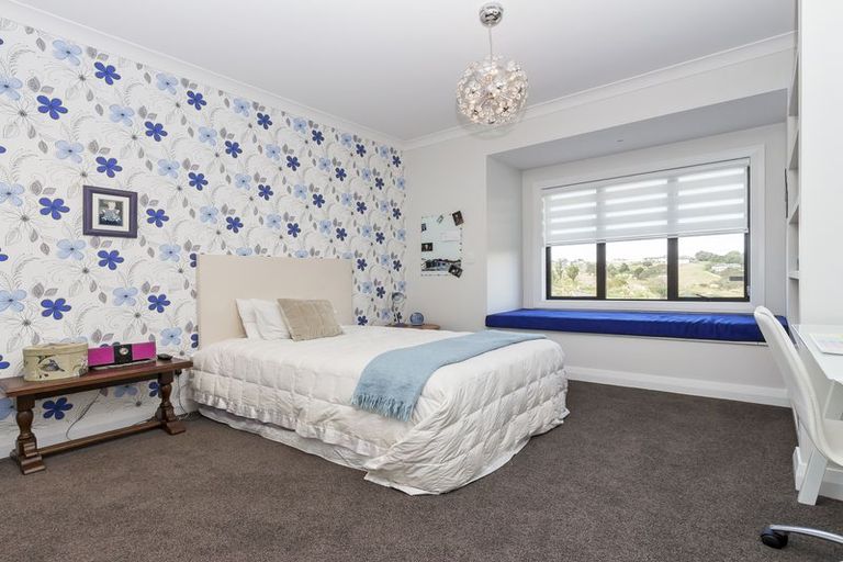 Photo of property in 40 Chianti Close, Flat Bush, Auckland, 2019