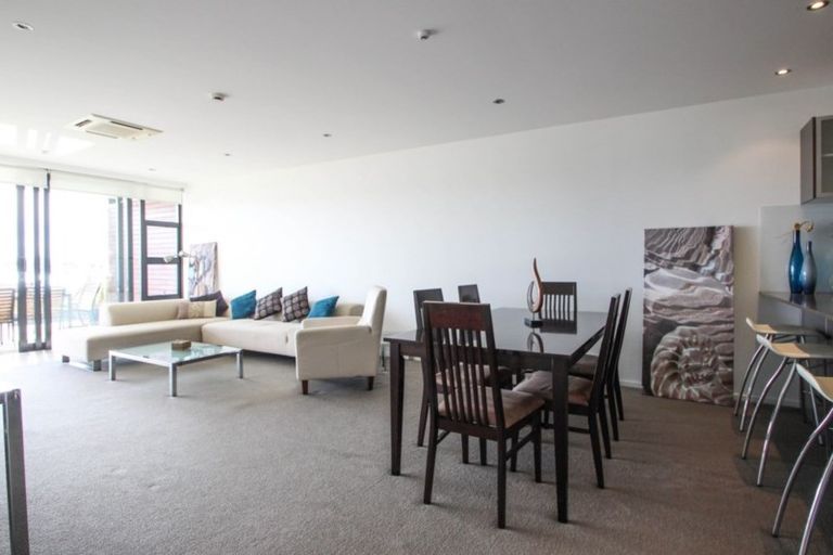 Photo of property in 207/7 Humber Street, Pandora, Napier, 4110