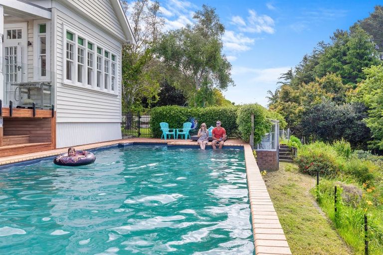 Photo of property in 184c Waikite Road, Welcome Bay, Tauranga, 3175