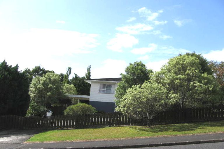 Photo of property in 29 Longreach Drive, Sunnyvale, Auckland, 0612