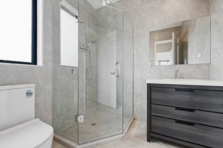 Photo of property in 12 Lippiatt Crescent, Pokeno, 2402