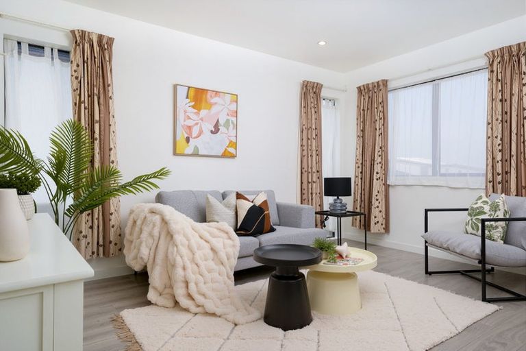 Photo of property in 9 Puwha Street, Massey, 0614