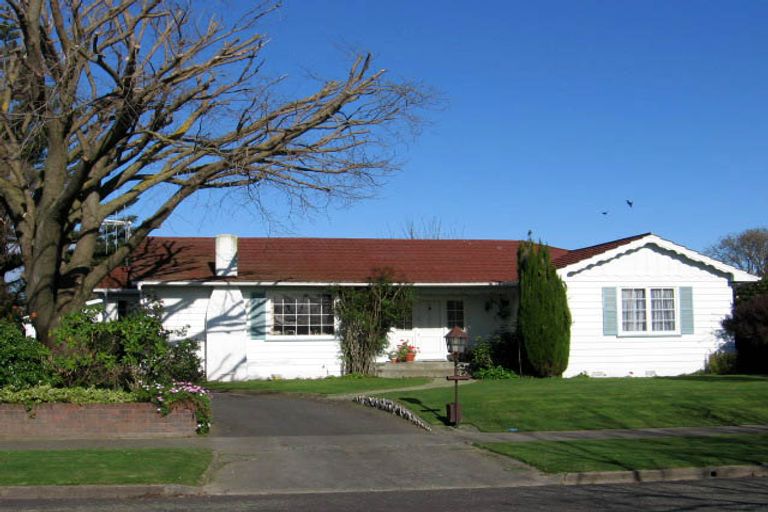 Photo of property in 6 Henare Street, West End, Palmerston North, 4412