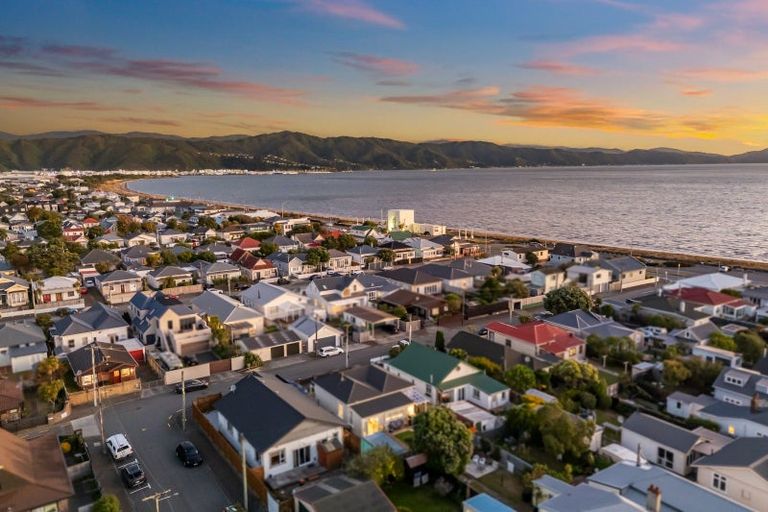 Photo of property in 16 King Street, Petone, Lower Hutt, 5012