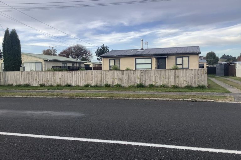 Photo of property in 15 Baberton Street, Tokoroa, 3420