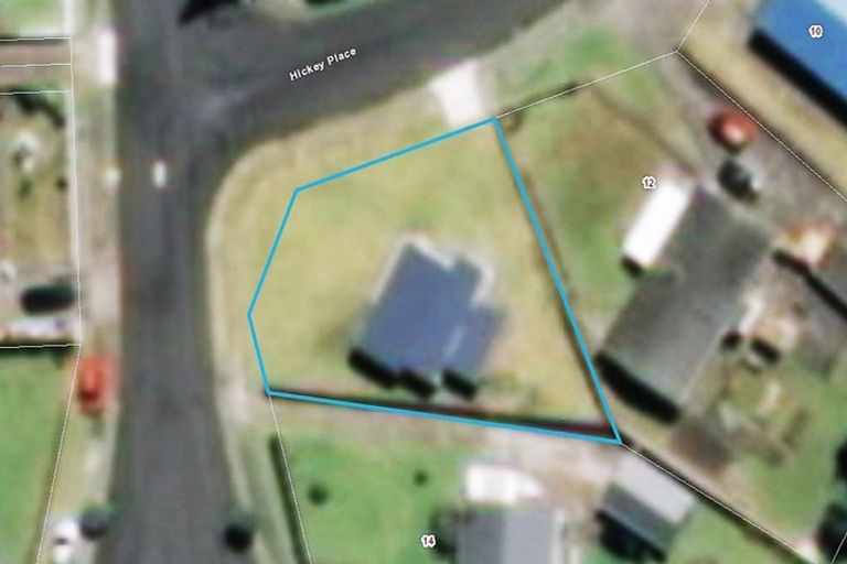 Photo of property in 13 Hickey Place, Opunake, 4616