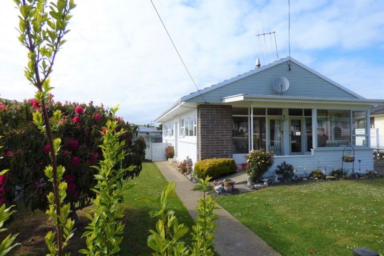 Photo of property in 27 Taward Street, Oamaru North, Oamaru, 9400